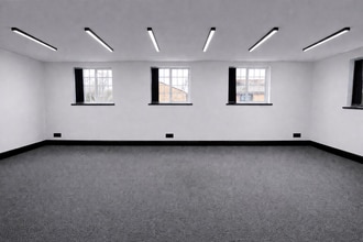 Sandown Road, Watford to rent Interior Photo- Image 1 of 10