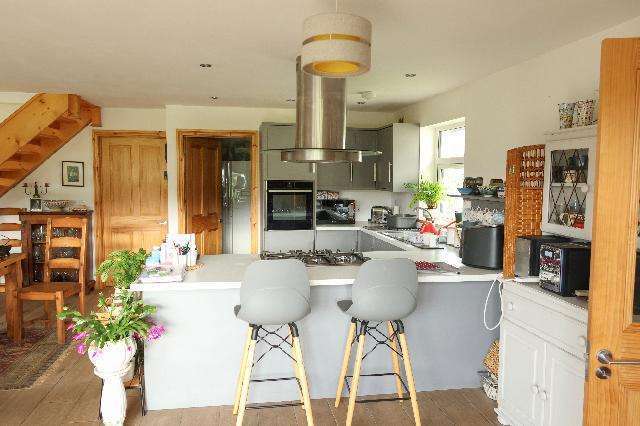 Capel Iwan Rd, Newcastle Emlyn for sale - Building Photo - Image 2 of 8