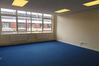 8-20 Well St, London for rent Primary Photo- Image 1 of 19