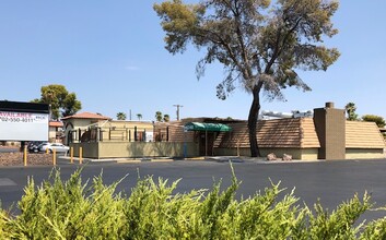 2420-2570 E Desert Inn Rd, Las Vegas, NV for rent Building Photo- Image 1 of 2