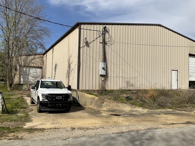 126 Broad St, Shannon, MS for sale - Building Photo - Image 3 of 4