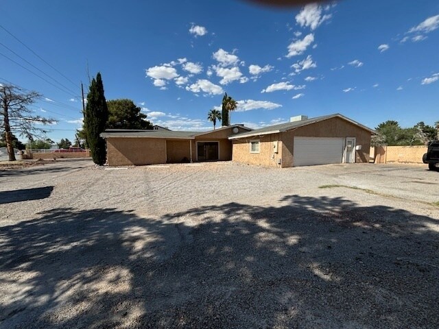 5686 N Rainbow Blvd, Las Vegas, NV for sale - Building Photo - Image 2 of 13