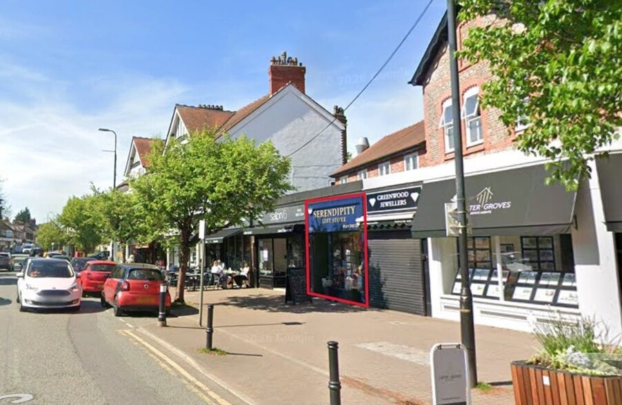221 Ashley Rd, Altrincham for sale - Primary Photo - Image 1 of 10