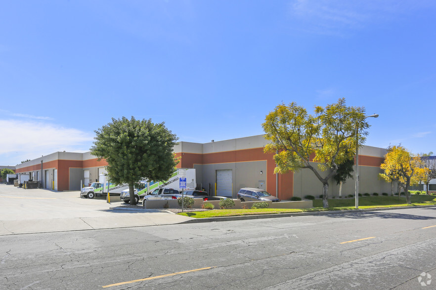 17022 S Montanero Ave, Carson, CA for rent - Building Photo - Image 2 of 6