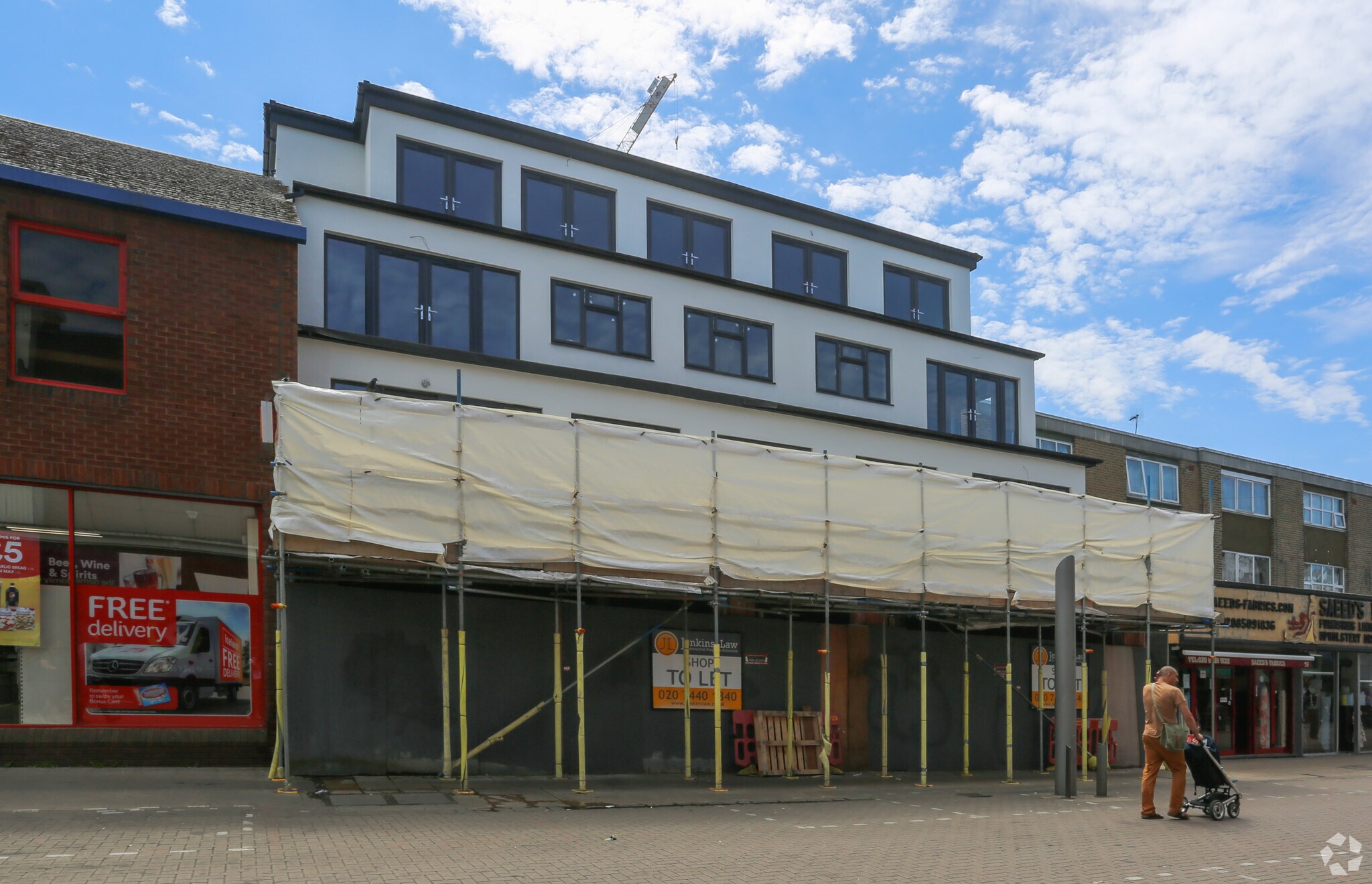 98-100 High St, London for sale Primary Photo- Image 1 of 1