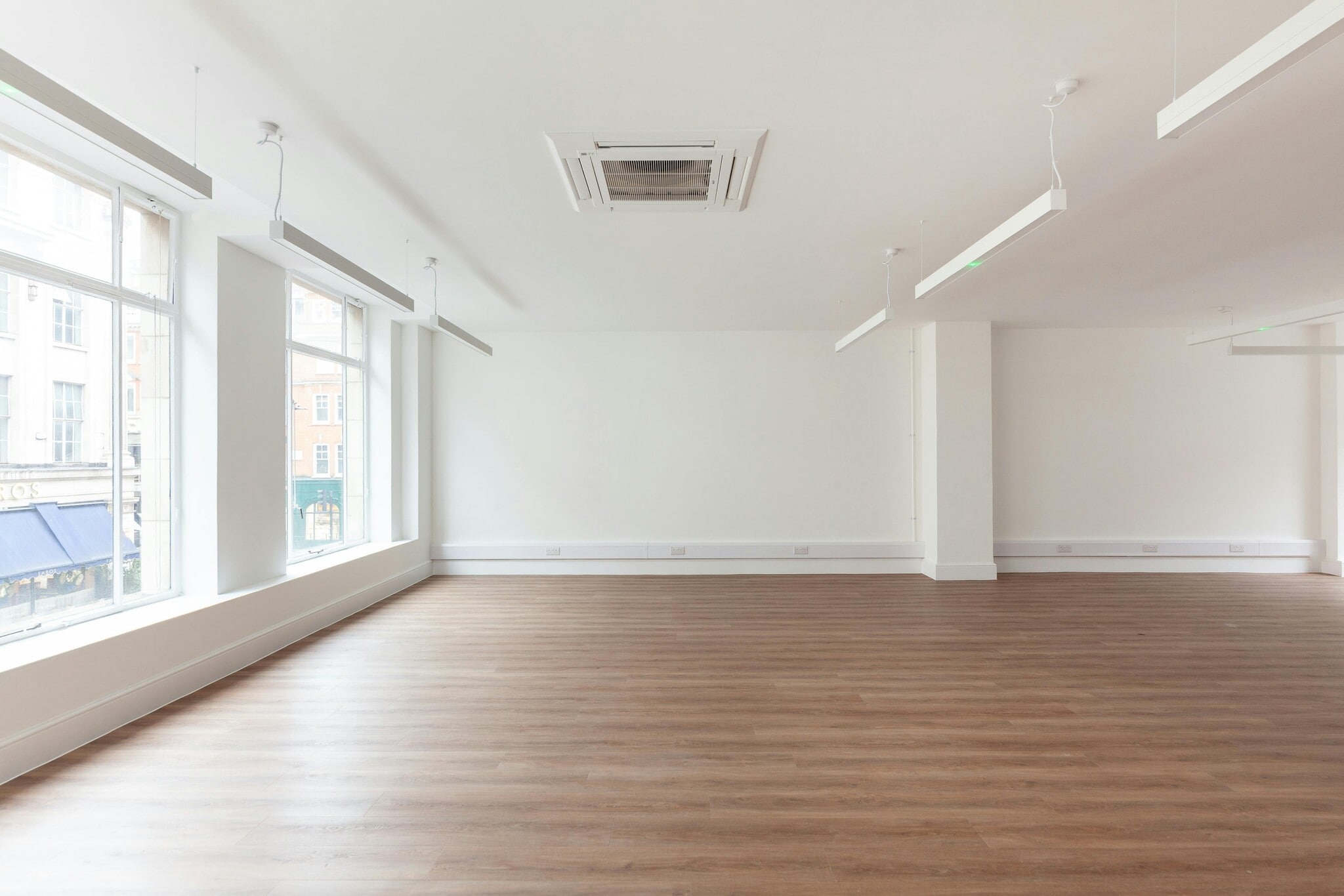 20 Margaret St, London to rent Building Photo- Image 1 of 9