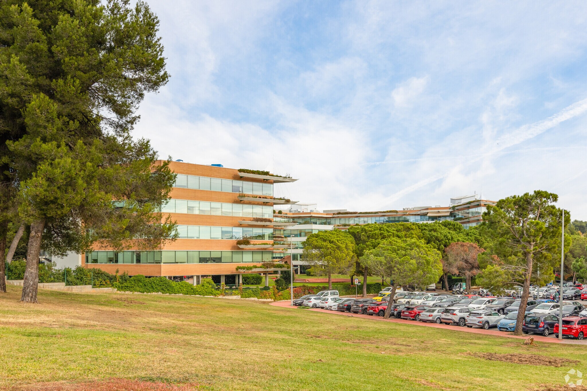 Avinguda Alcalde Barnils, 68, Sant Cugat del Vallès, Barcelona to rent Primary Photo- Image 1 of 5