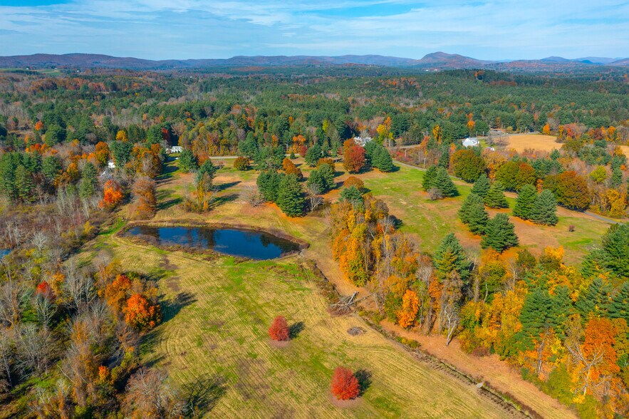 685 S Egremont Rd, Great Barrington, MA for sale - Building Photo - Image 3 of 17