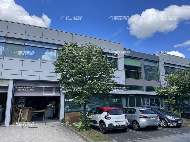 Light Industrial in Toulouse for sale - Building Photo - Image 2 of 15