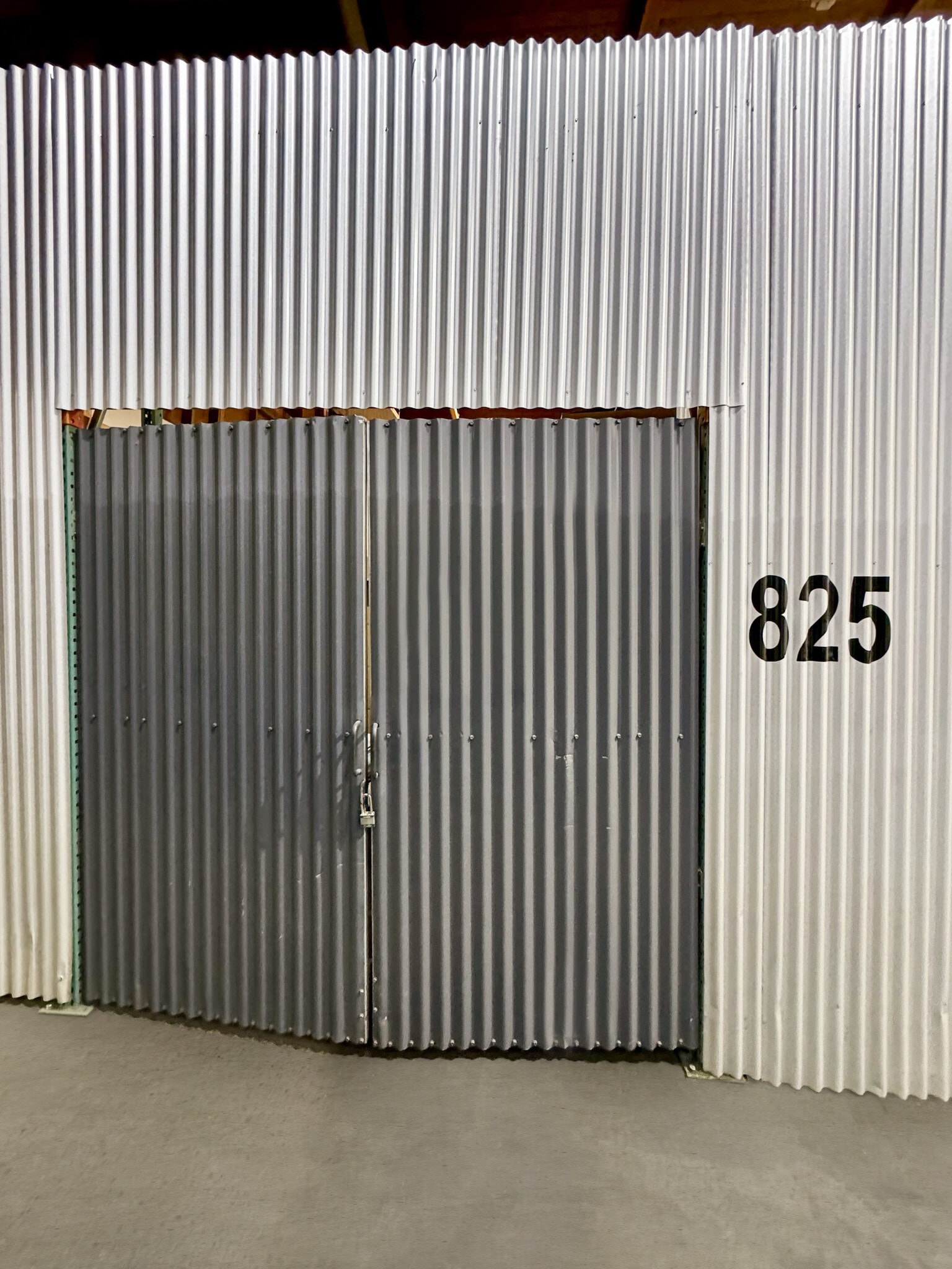 12140-12160 103A Av, Surrey, BC to rent Interior Photo- Image 1 of 1