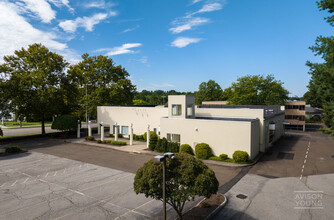 1495 Post Rd E, Westport, CT for rent Building Photo- Image 1 of 3