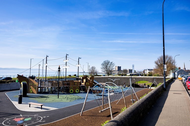 28 Scotch Quarter, Carrickfergus to rent - Building Photo - Image 3 of 3