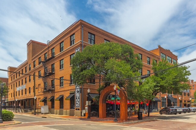 More details for 1701 N Market St, Dallas, TX - Office to Rent