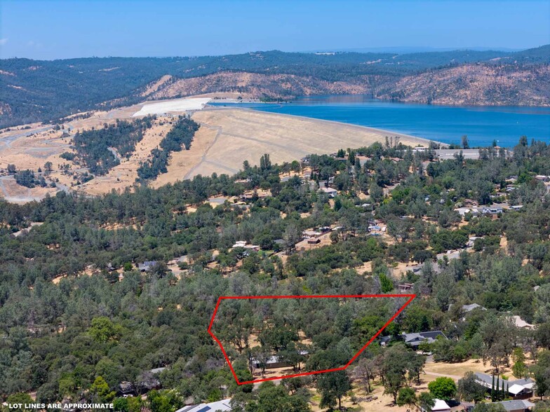 395 Hillcrest Ave, Oroville, CA for sale - Primary Photo - Image 1 of 13