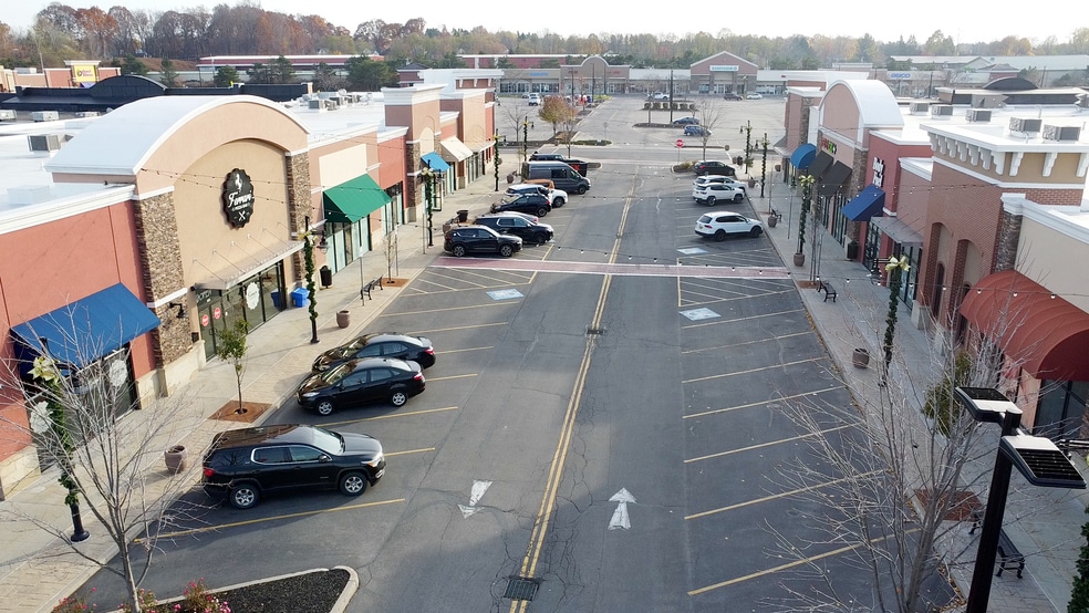 1900 Empire Blvd, Webster, NY to rent - Building Photo - Image 3 of 14