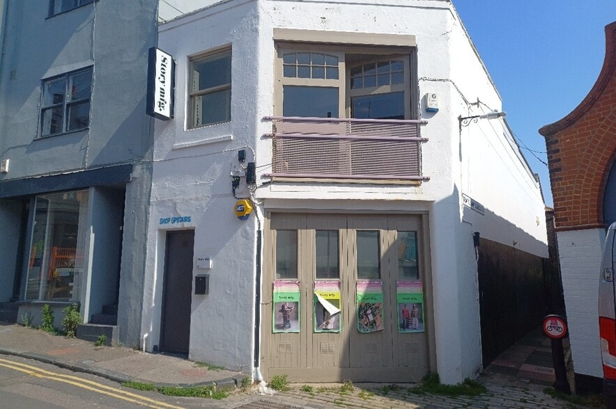 85 Gloucester Rd, Brighton to rent - Building Photo - Image 1 of 1