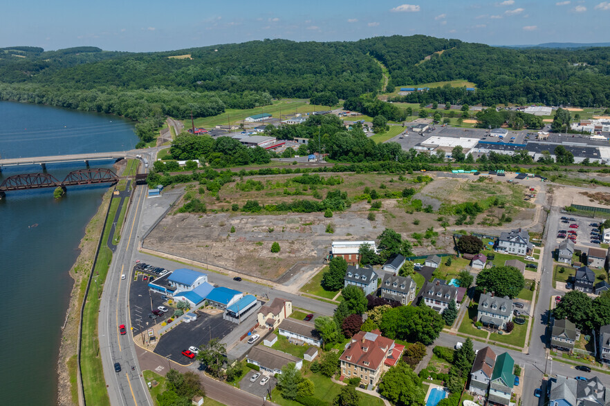 1400 Susquehanna Ave, Sunbury, PA for sale - Primary Photo - Image 1 of 16