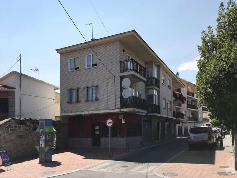 Travesía Antón, 1, Moralzarzal, Madrid for sale - Building Photo - Image 1 of 2