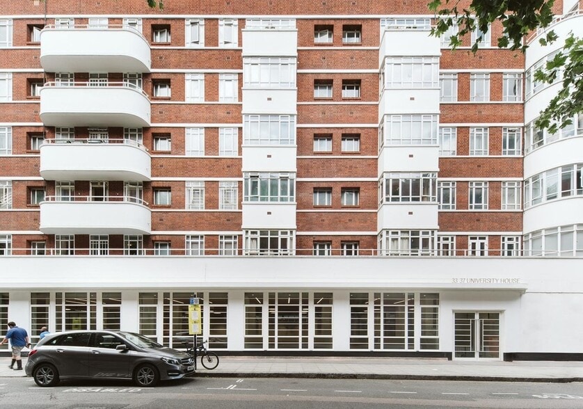 154-162 Tottenham Court Rd, London to rent - Building Photo - Image 3 of 9