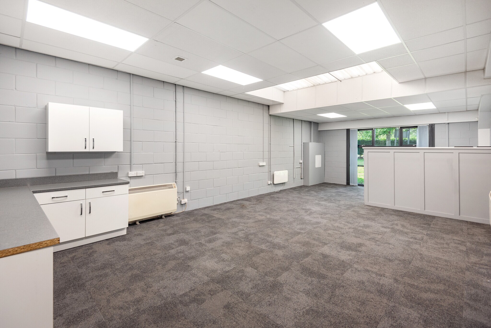 Dryden Rd, Loanhead to rent Building Photo- Image 1 of 7