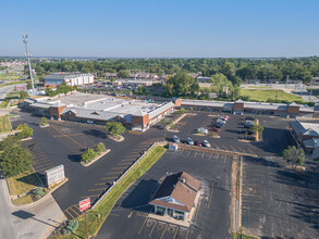 800-862 SW Blue Pky, Lees Summit, MO - aerial  map view - Image1