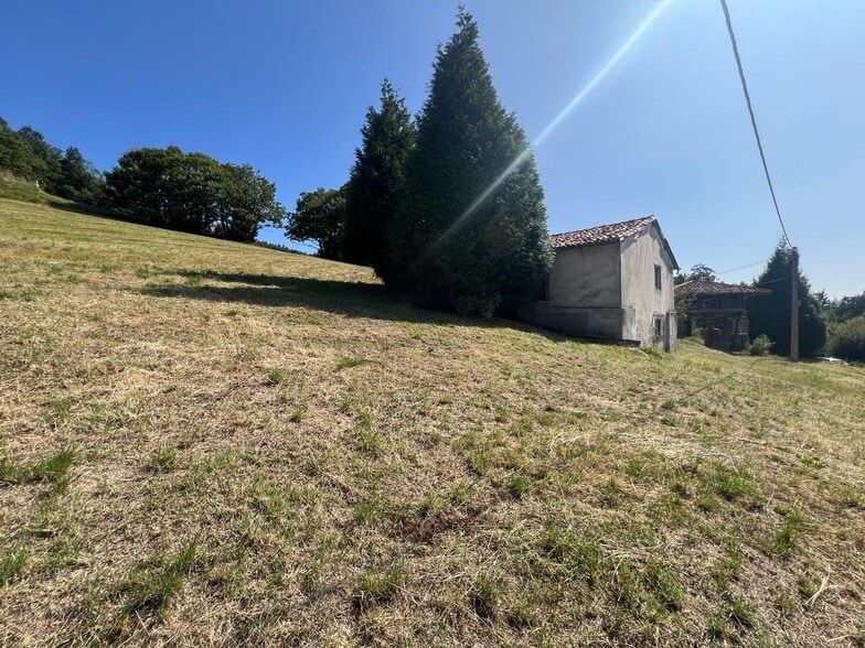 Camín de las Eras, Soto del Barco, Asturias for sale - Building Photo - Image 3 of 19