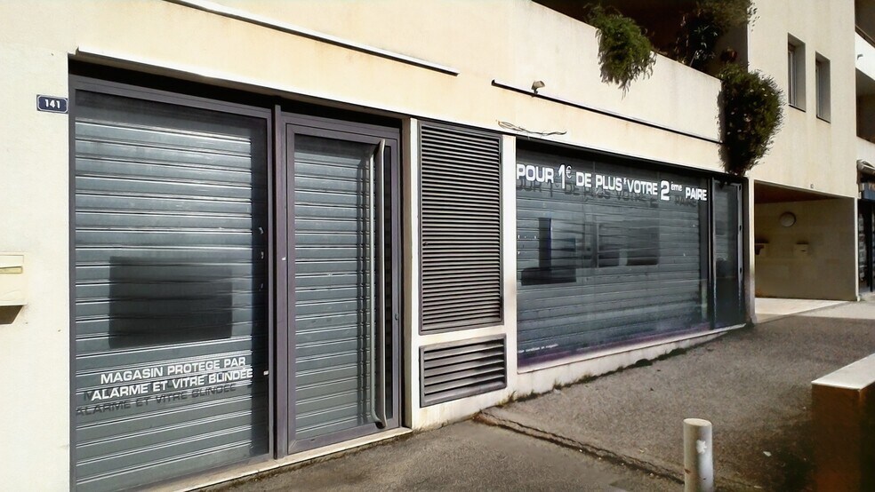 Avenue Gabriel Peri, Aubagne to rent - Building Photo - Image 2 of 7