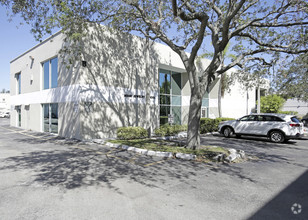 4949-4993 SW 74th Ct, Miami, FL for rent Primary Photo- Image 1 of 7