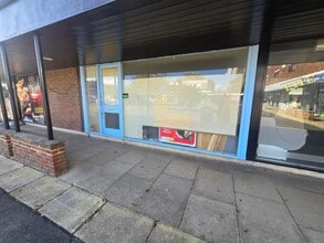 The Parade, Pagham, Bognor Regis to rent Building Photo- Image 1 of 5