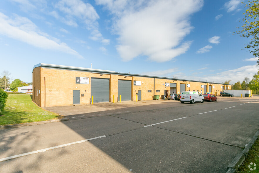 Brunel Rd, Corby for rent - Building Photo - Image 3 of 5