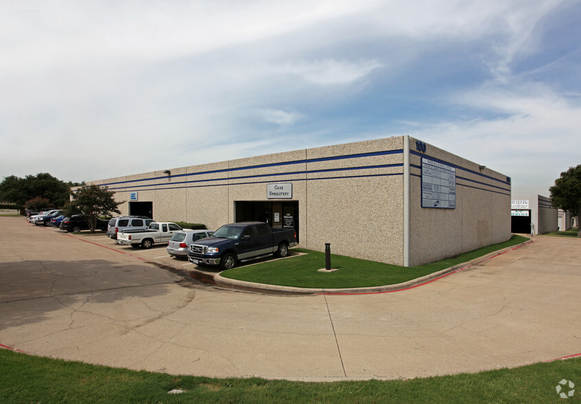 1325 Whitlock Ln, Carrollton, TX for rent - Building Photo - Image 1 of 5