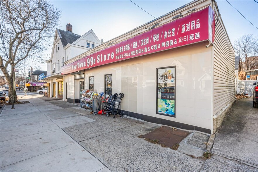 14951 Roosevelt Ave, Flushing, NY for sale - Building Photo - Image 3 of 31