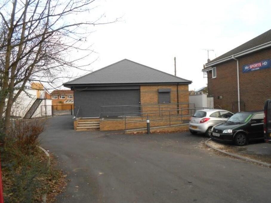 368 Long Rd, Canvey Island for sale Building Photo- Image 1 of 1