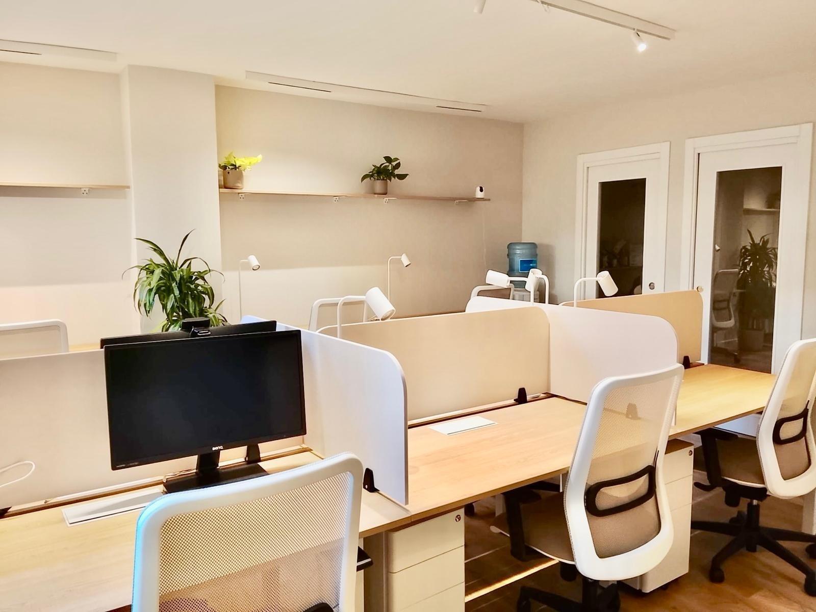 Office in Palma, Islas Baleares to rent Building Photo- Image 1 of 14