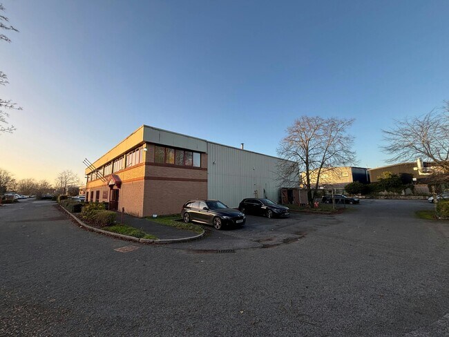 More details for Avenue Two, Witney - Industrial to Rent