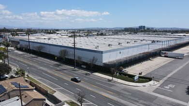 500 W Warner Ave, Santa Ana, CA for rent Building Photo- Image 1 of 9