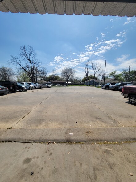 4029 Melbourne St, Houston, TX for sale - Building Photo - Image 3 of 7