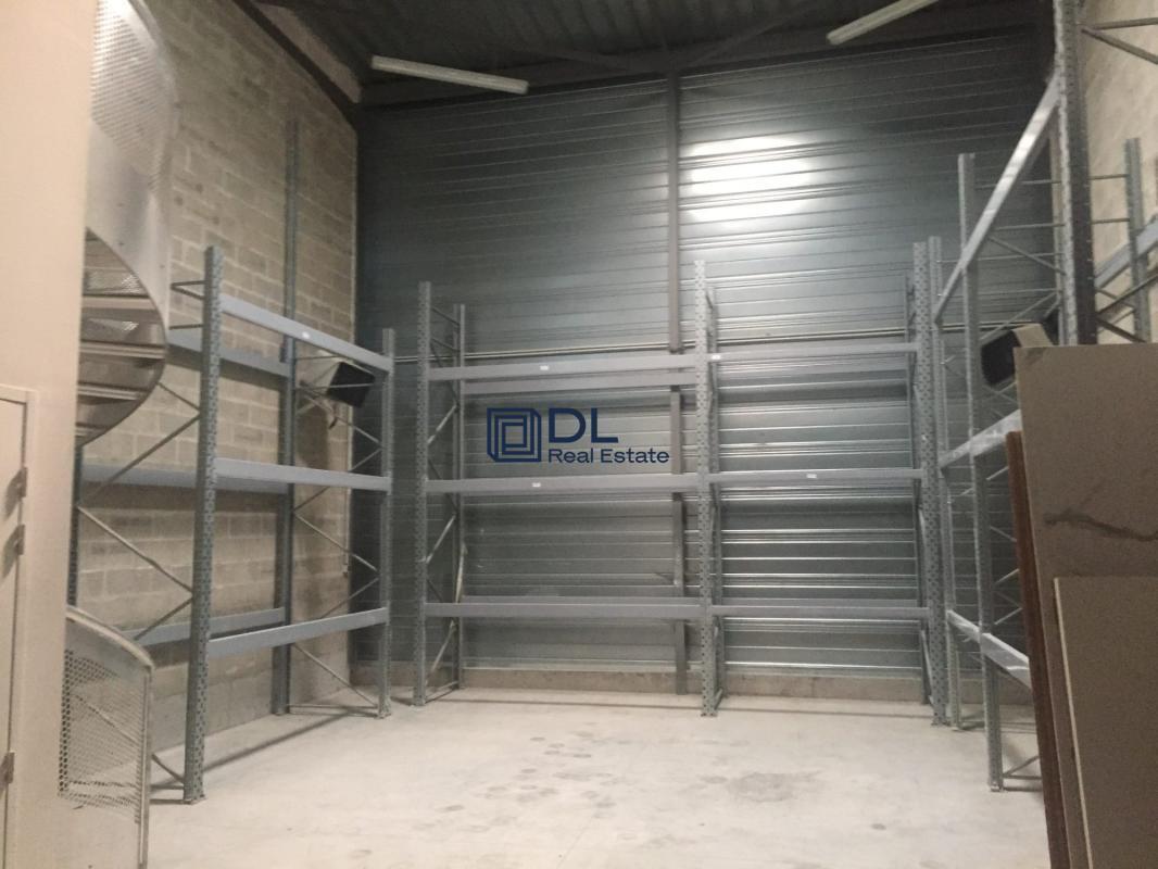 Industrial in Champlan to rent Interior Photo- Image 1 of 5