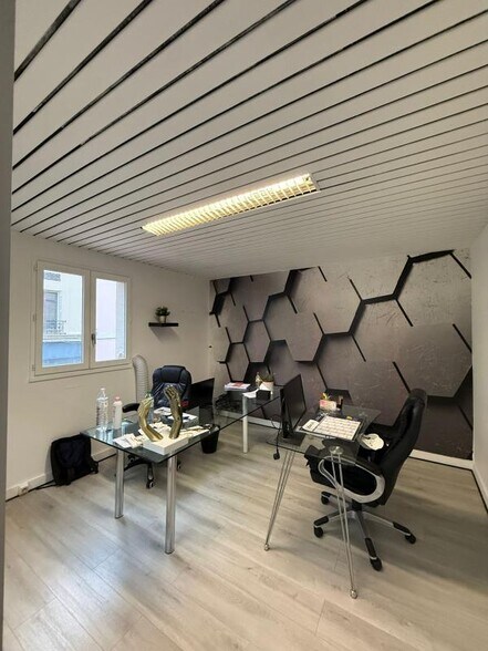 Office in Puteaux to rent - Interior Photo - Image 3 of 6