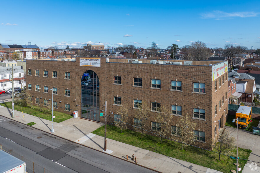 2800 Bruckner Blvd E, Bronx, NY for sale - Building Photo - Image 1 of 1