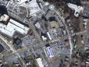 105 W Park Dr, Kingsport, TN - aerial  map view