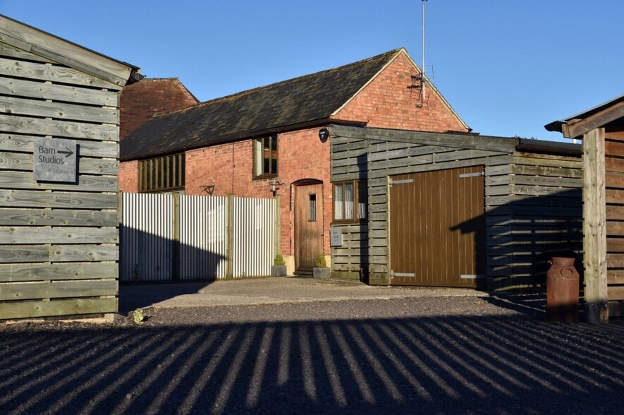 Over Old Rd, Hartpury to rent - Building Photo - Image 1 of 1