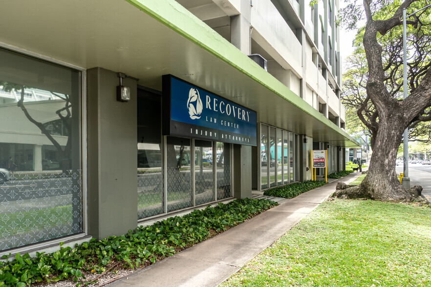 770 Kapiolani Blvd, Honolulu, HI for rent - Building Photo - Image 3 of 8