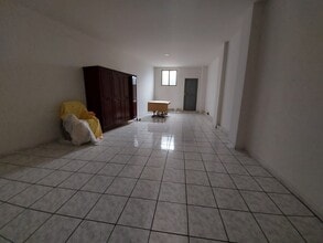 Retail in Cuéllar, Segovia to rent Interior Photo- Image 2 of 5