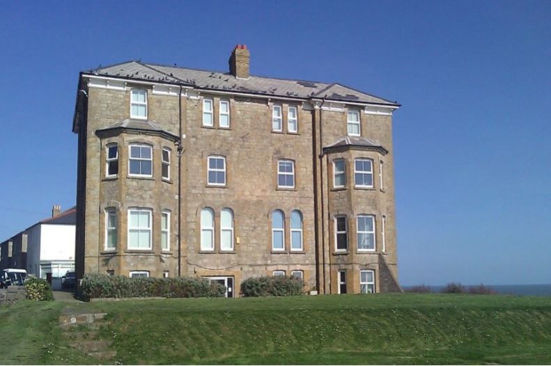 Dudley Rd, Ventnor to rent - Building Photo - Image 1 of 1