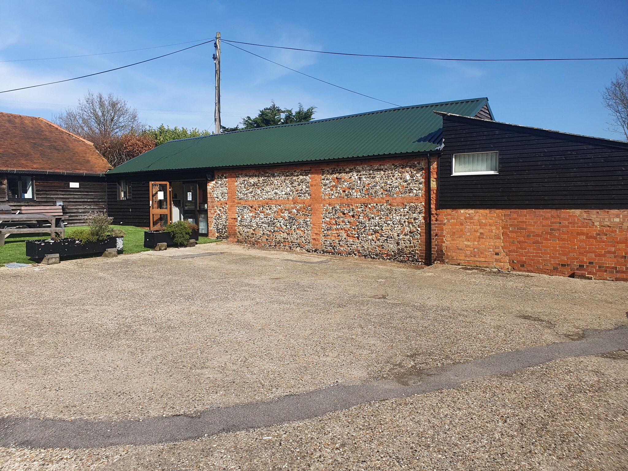 Greys Green, Rotherfield Greys to rent Primary Photo- Image 1 of 17