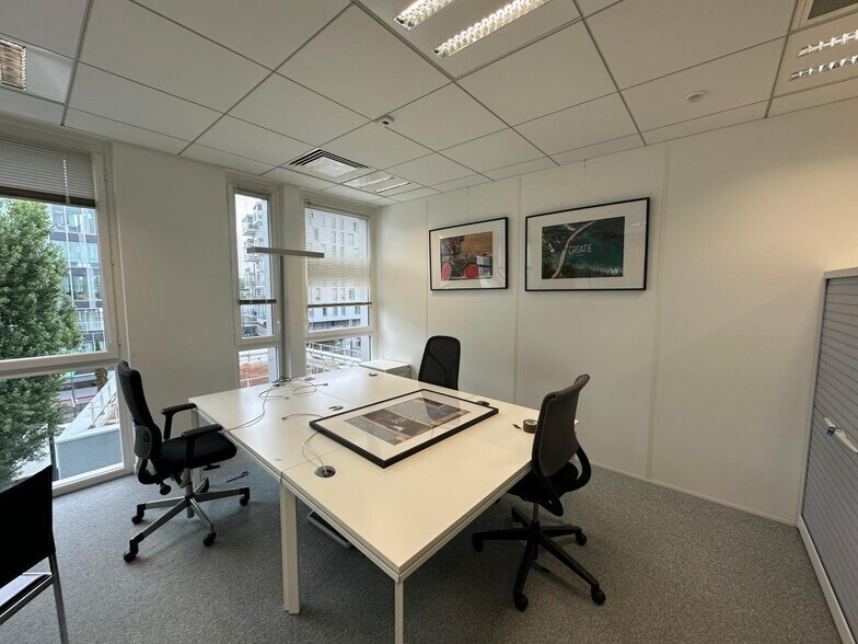 Office in Nogent-sur-Marne to rent - Building Photo - Image 3 of 10