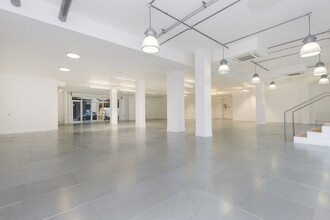 144-152 Central St, London for rent Interior Photo- Image 2 of 2