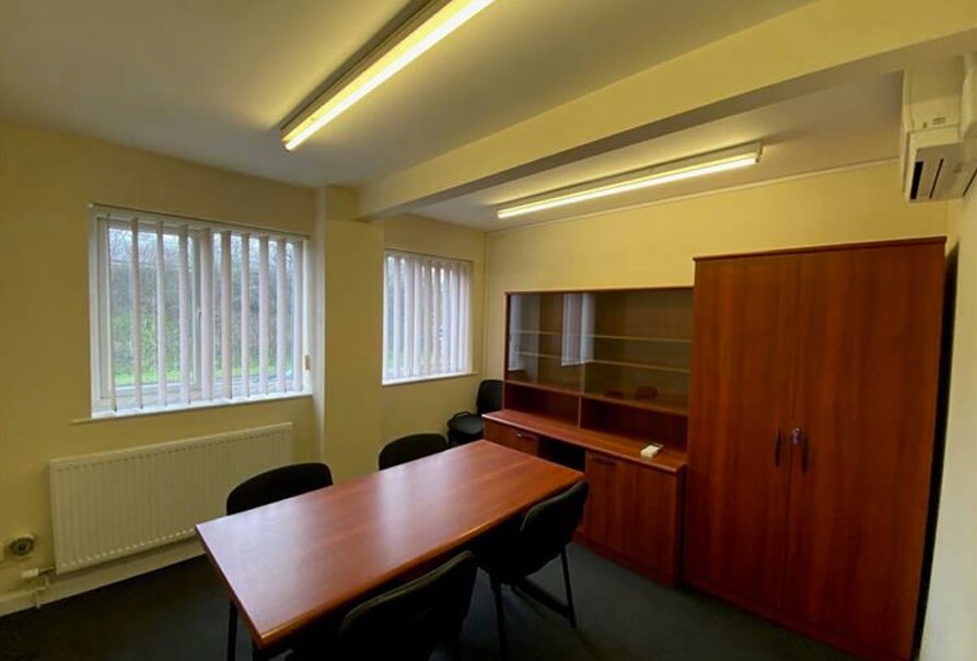 Hull Rd, Hull to rent Interior Photo- Image 1 of 3