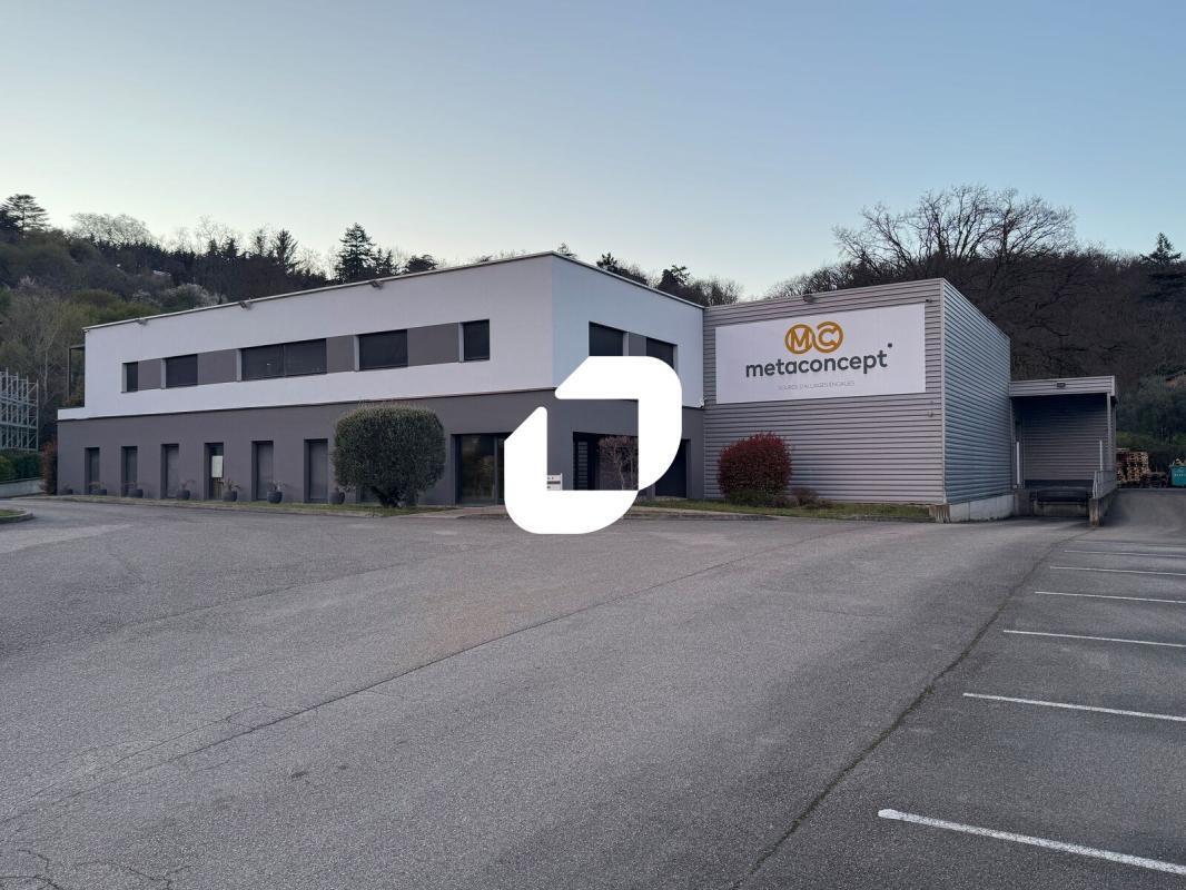 Light Industrial in Chaponost to rent Building Photo- Image 1 of 27